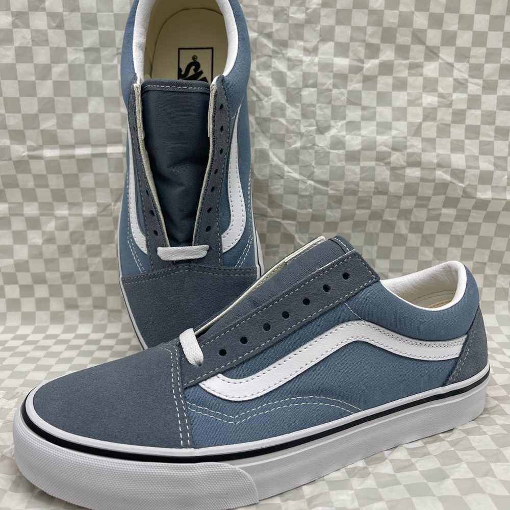Vans WMNS Old Skool Color Theory Stormy Weather
VN000D9YRV2 Sneakers - Picture 3 of 16